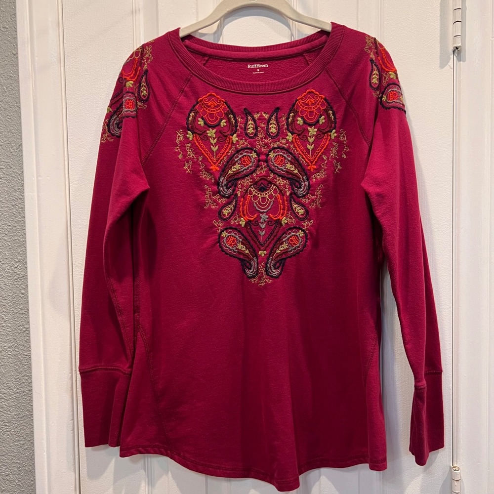 RuffHewn Womens Embroidered Paisley Sweatshirt Berry Pink Boho Top Small